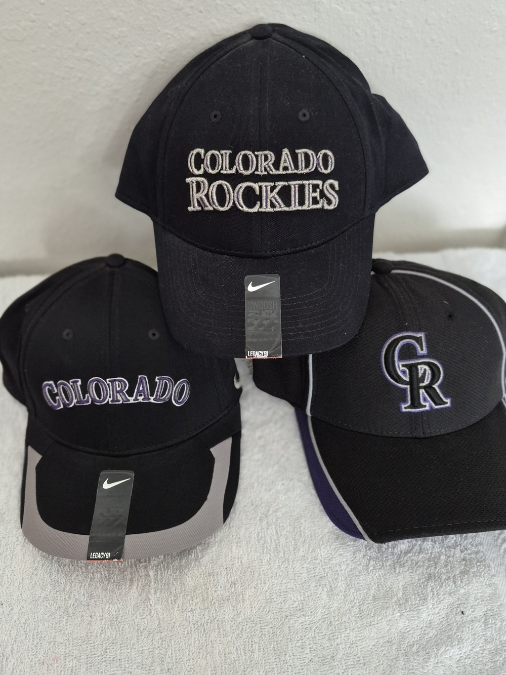 Nike Colorado Rockies Mens Black Baseball Cap